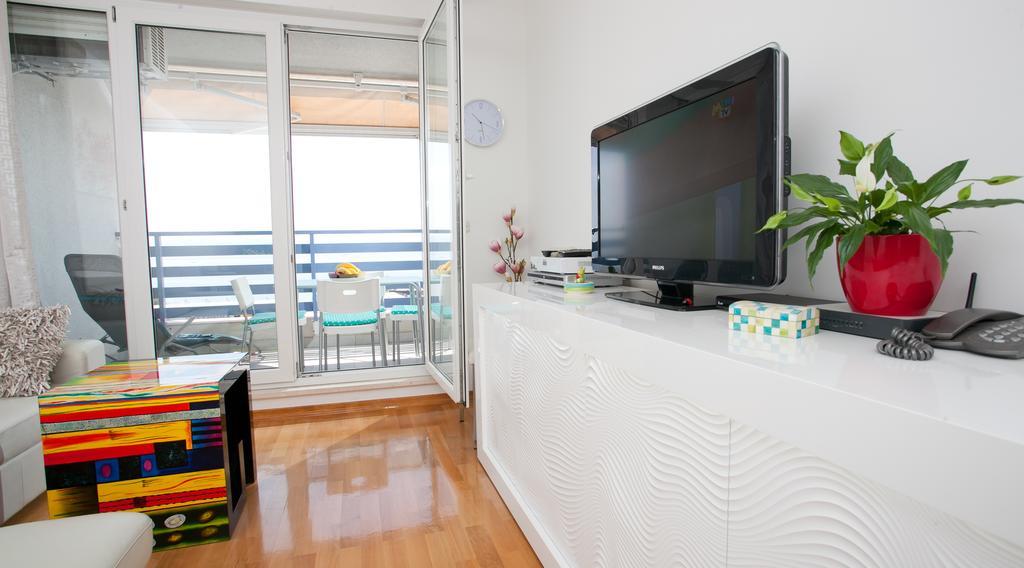 Luxury Beach Front Apt With Seaside View And Free Parking Split Exteriör bild