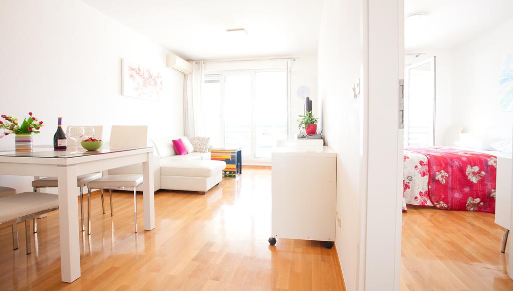 Luxury Beach Front Apt With Seaside View And Free Parking Split Exteriör bild