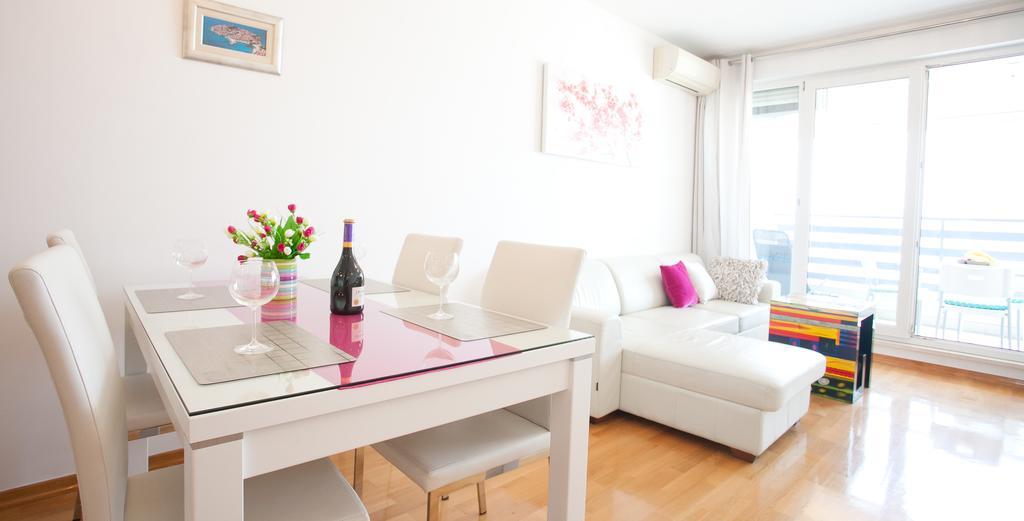 Luxury Beach Front Apt With Seaside View And Free Parking Split Exteriör bild